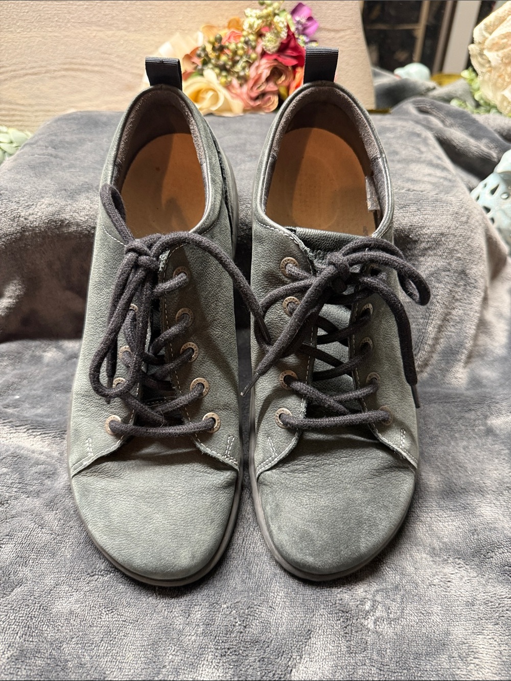 Birkenstock Islay size 8.5 39 green Nubuck Leather Lace Up Walking